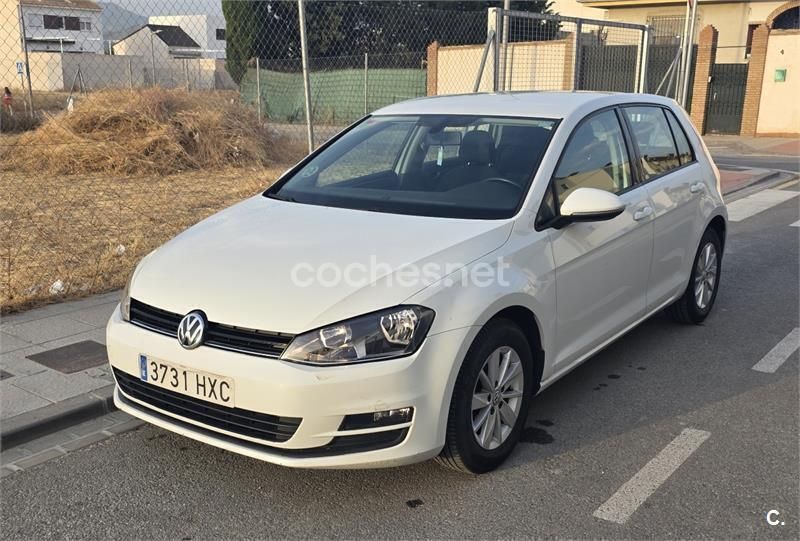 Blanco Usado 2014 VW Golf VII Edition Berlina | 7999 € (Buen precio) - Imagen 1/4