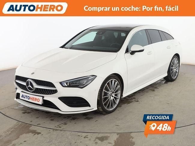 Usado Mercedes CLA200 Shooting Brake AMG line 150 CV (110 kW) 2023 Blanco Familiar
