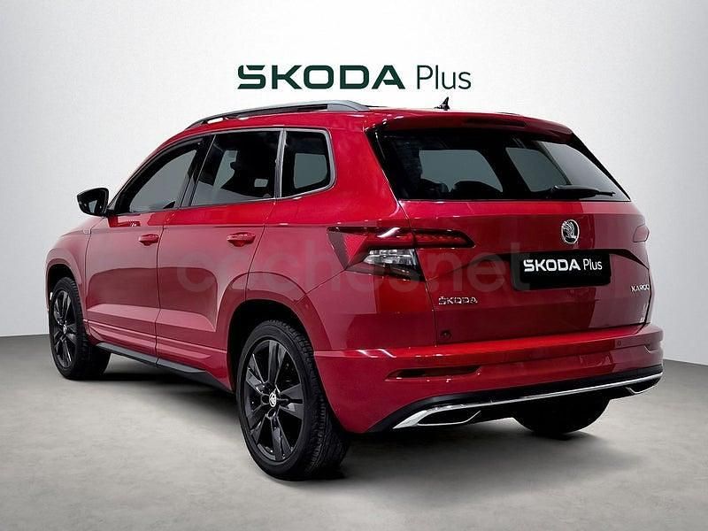 Usado Skoda Karoq SportLine 150 CV (110 kW) 2019 Rojo SUV
