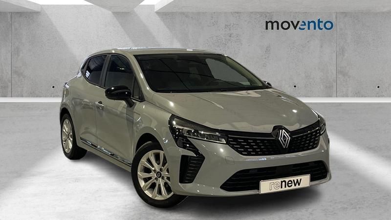 Nuevo Renault Clio V Evolution 143 CV (105 kW) 2025 Gris / plata Berlina