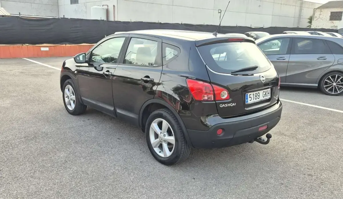 Usado Nissan Qashqai Tekna 150 CV (110 kW) 2009 Negro SUV
