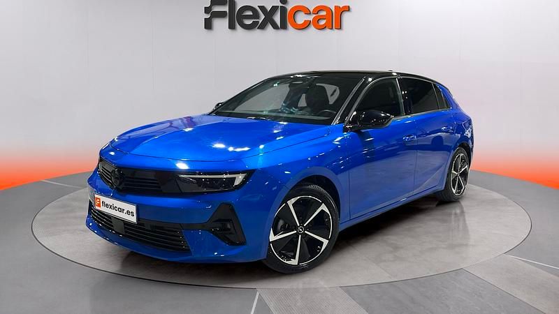 Usado Opel Astra 131 CV (96 kW) 2024 Azul Berlina