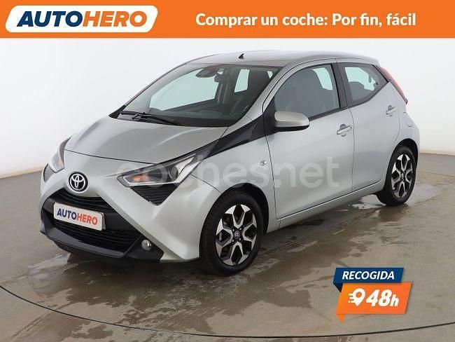 Gris Usado 2020 Toyota Aygo X-play Utilitario | 12.699 € (Precio justo) - Imagen 1/3