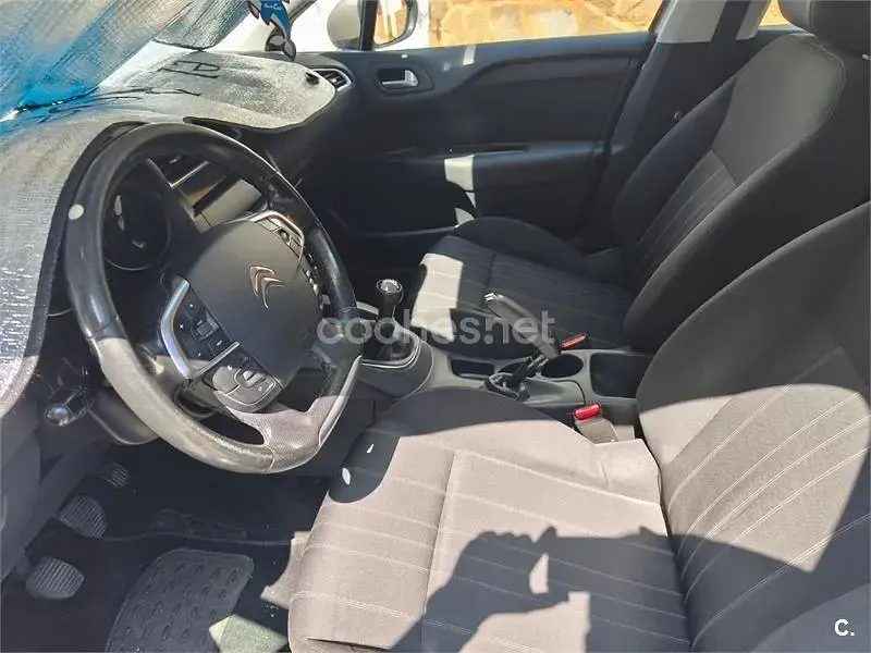 Usado Citroën C4 Tonic 95 CV (69 kW) 2011 Gris / plata Berlina