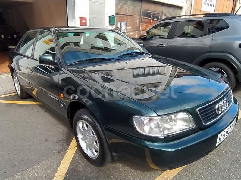 Usado Audi A6 115 CV (84 kW) 1996 Verde Berlina