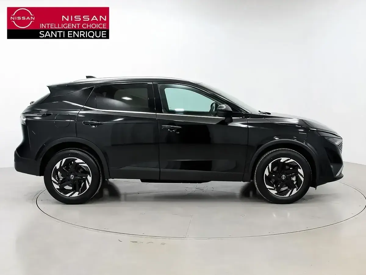 Usado Nissan Qashqai N-Connecta 158 CV (116 kW) 2025 Negro SUV