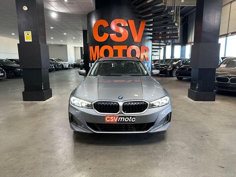 Usado BMW 320e 207 CV (152 kW) 2023 Gris Familiar