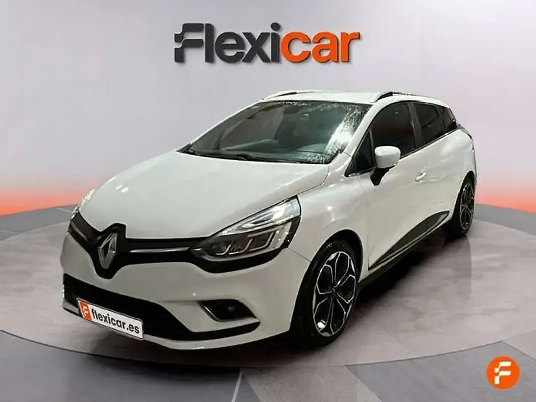 Usado Renault Clio LIMITED 90 CV (66 kW) 2018 Blanco Familiar