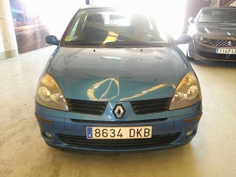 Azul Usado 2005 Renault Clio II Utilitario | 1770 € (Super precio) - Imagen 1/4