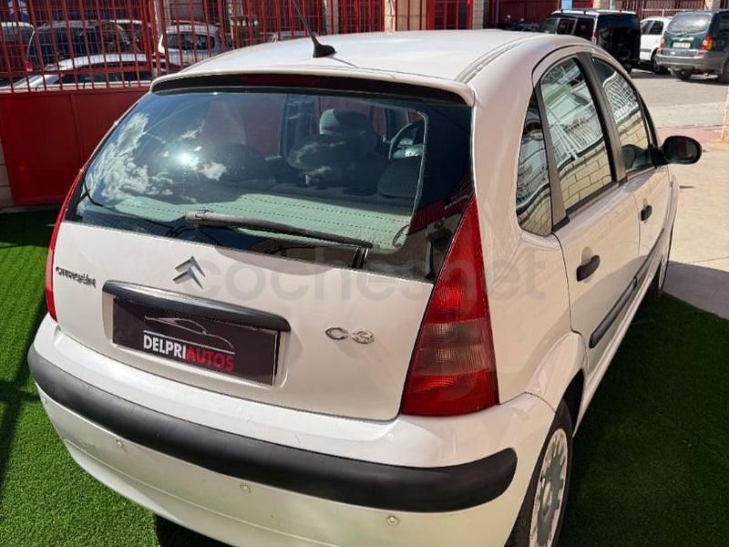 Usado Citroën C3 Exclusive 92 CV (67 kW) 2005 Blanco Berlina