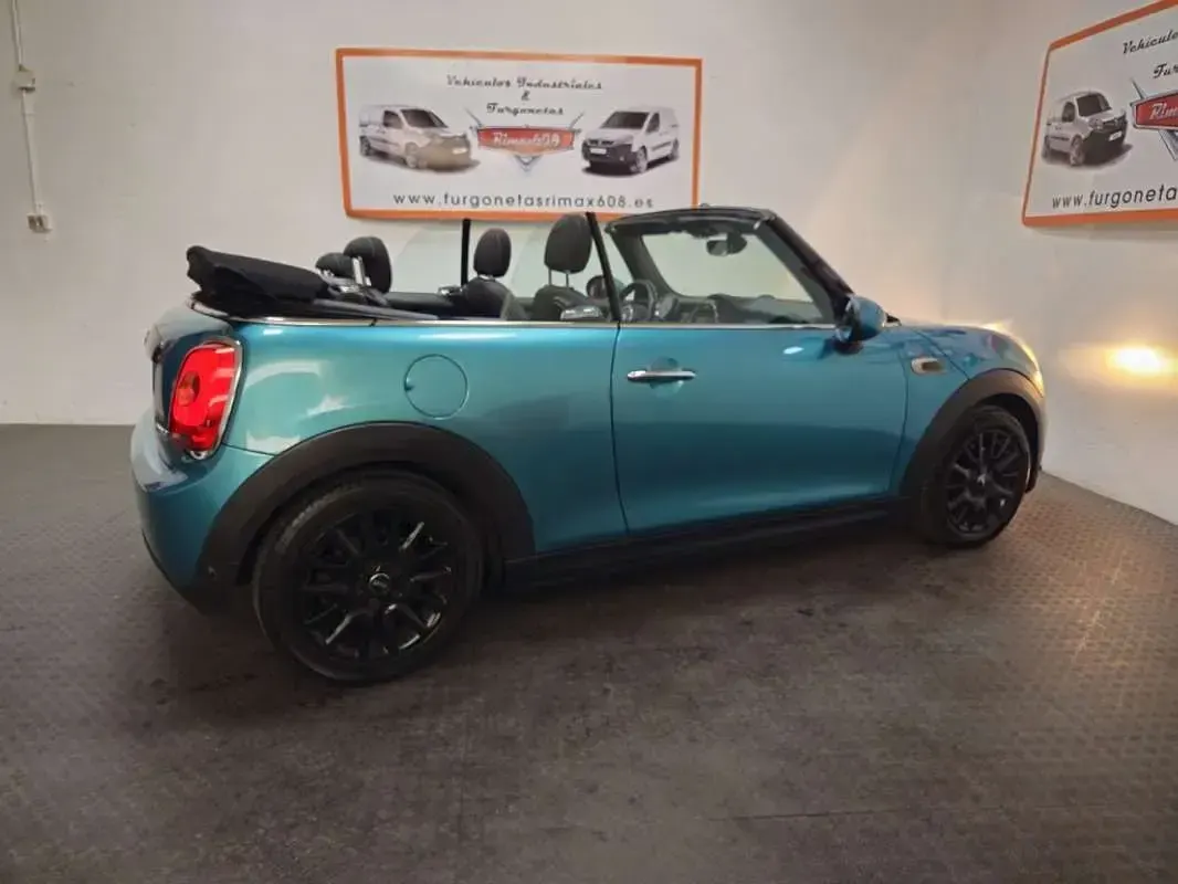 Usado Mini Cooper Cabriolet 136 CV (100 kW) 2019 Gris Descapotable
