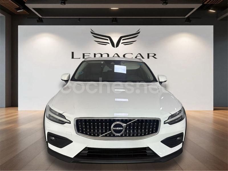 Usado Volvo V60 CC 190 CV (139 kW) 2019 Blanco Familiar