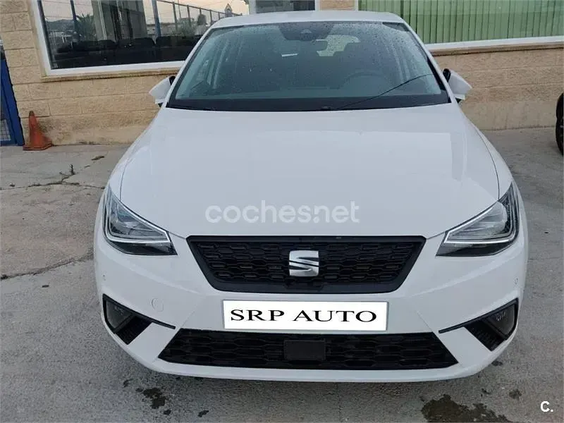 Usado Seat Ibiza Style 115 CV (84 kW) 2025 Blanco Utilitario