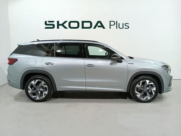 Nuevo Skoda Kodiaq SportLine 204 CV (150 kW) 2026 Gris plata SUV