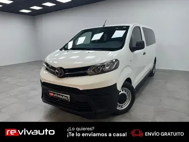 Usado Toyota Proace Advance 119 CV (87 kW) 2022 Blanco Monovolumen