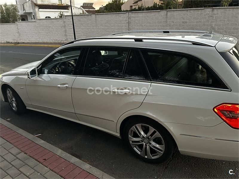 Usado Mercedes E350 Avantgarde 265 CV (194 kW) 2012 Blanco Familiar