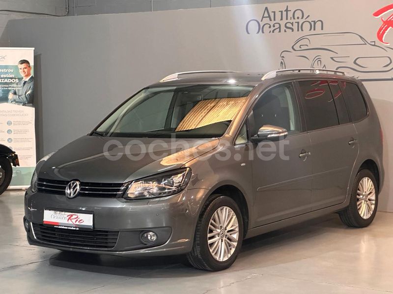 Gris / plata Usado 2014 VW Touran Advance Monovolumen | 14.490 € (Precio justo) - Imagen 1/4