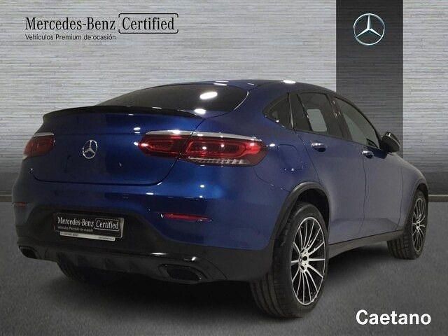 Usado Mercedes GLC220 AMG line 194 CV (142 kW) 2023 Azul espectra Coupe