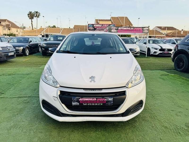 Usado Peugeot 208 Style 75 CV (55 kW) 2017 Blanco Utilitario