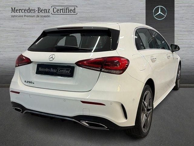 Usado Mercedes A250 218 CV (160 kW) 2021 Blanco polar