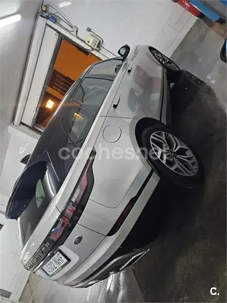 Usado Land Rover Range Rover Velar R-Dynamic 300 CV (220 kW) 2018 Gris / plata SUV