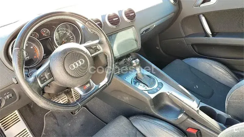 Begagnad Audi TT S-Line 200 HK (147 kW) 2009 Beige Sportkupé