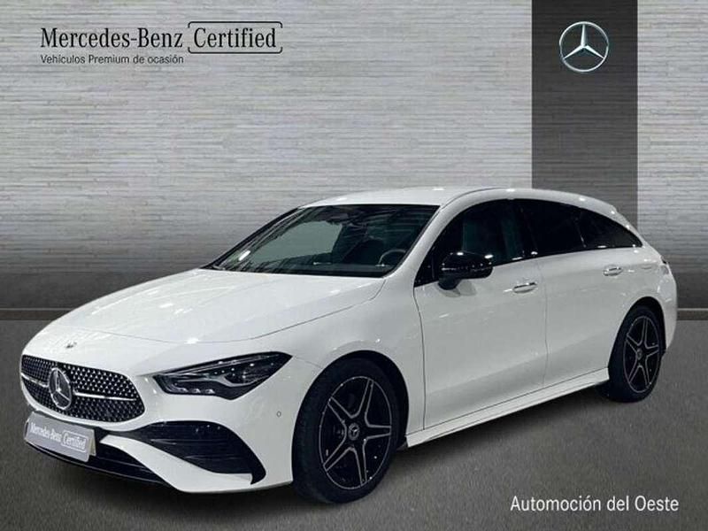 Usado Mercedes CLA200 151 CV (111 kW) 2025 Blanco Familiar