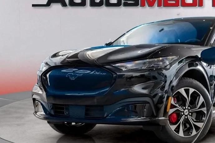 Usado Ford Mustang Mach-E 216 kW (294 CV) 2023 SUV