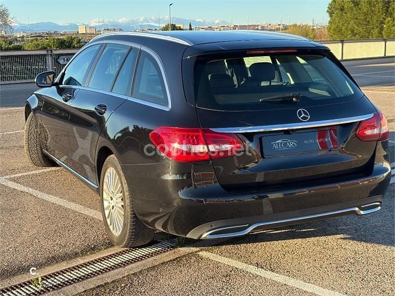 Usado Mercedes C200 Exclusive 184 CV (135 kW) 2015 Negro Familiar