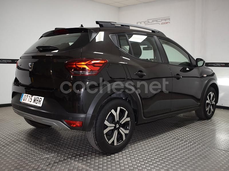 Usado Dacia Sandero Expression 91 CV (66 kW) 2022 Negro Berlina
