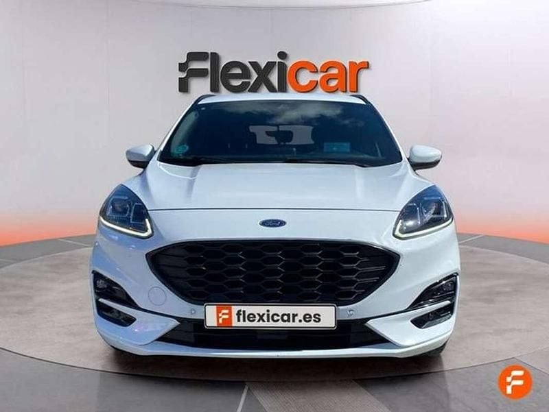 Usado Ford Kuga ST-Line 150 CV (110 kW) 2022 Blanco SUV