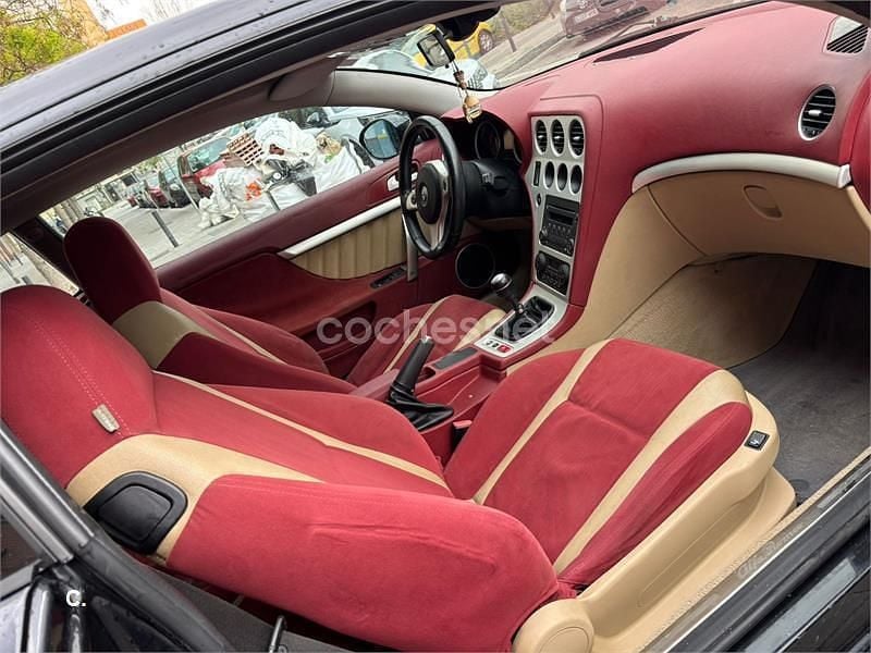 Negro Usado 2007 Alfa Romeo Brera Distinctive Coupe | 6250 € - Imagen 1/3