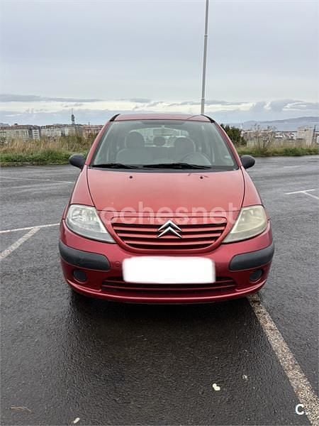 Rojo Usado 2003 Citroën C3 Exclusive Utilitario | 2600 € (Precio justo) - Imagen 1/4
