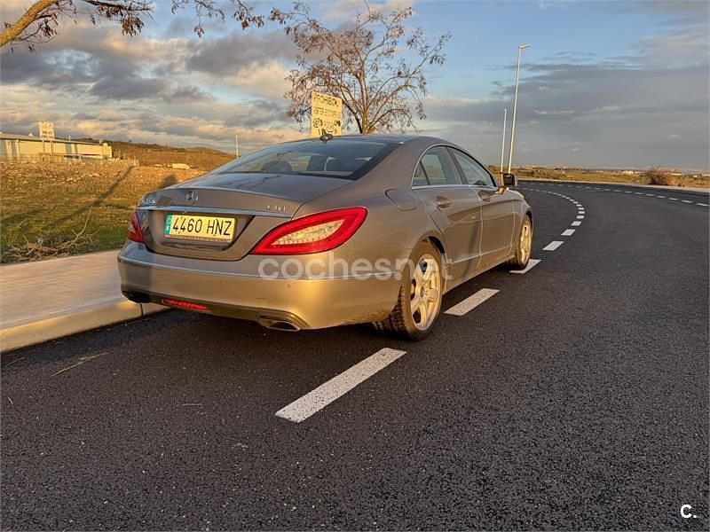 Usado Mercedes CLS350 265 CV (194 kW) 2013 Gris / plata Berlina