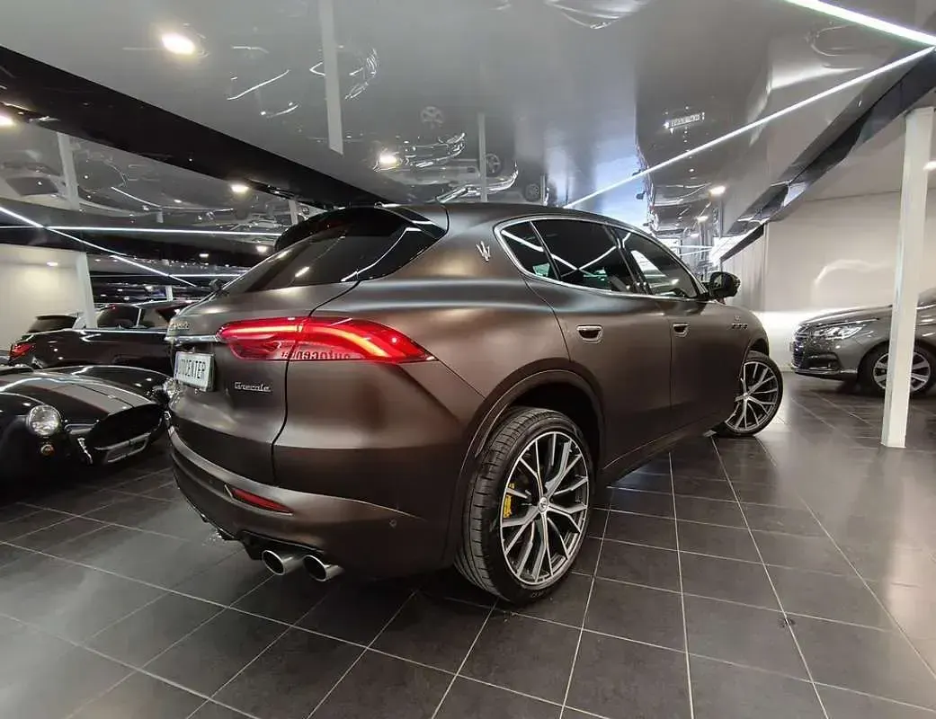 Usado Maserati Grecale GT 299 CV (219 kW) 2022 Marrón SUV