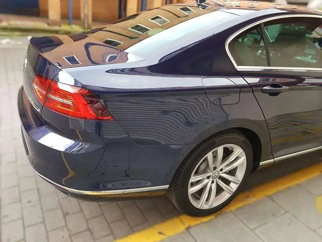 Begagnad VW Passat Sport 150 HK (110 kW) 2015 Blå Sedan