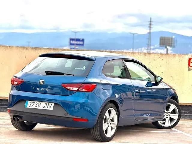 Usado Seat Leon FR 150 CV (110 kW) 2016 Azul Utilitario