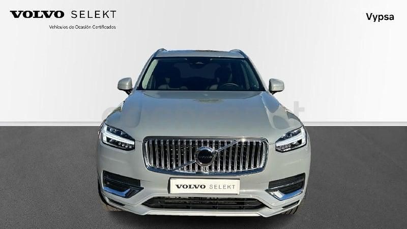 Usado Volvo XC90 Plus 235 CV (172 kW) 2024 Gris / plata SUV