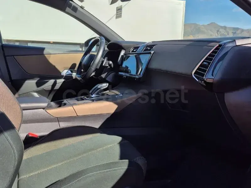 Usado DS Automobiles DS7 Crossback Chic 130 CV (95 kW) 2021 Negro SUV