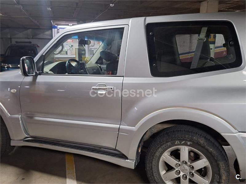 Usado Mitsubishi Montero Intense 160 CV (117 kW) 2006 Gris / plata SUV