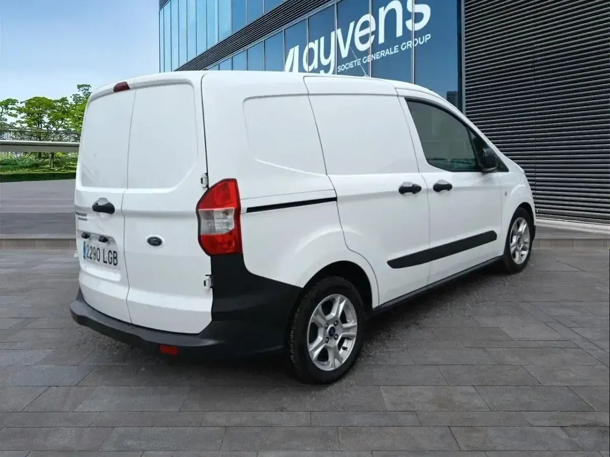 Usado Ford Transit Courier Trend 75 CV (55 kW) 2020 Blanco Van