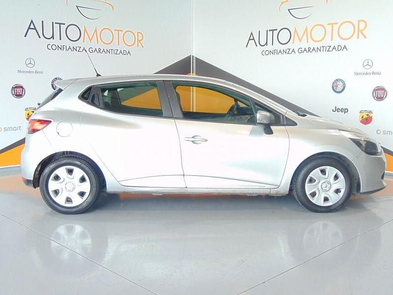 Usado Renault Clio IV Business 75 CV (55 kW) 2016 Gris / plata Berlina