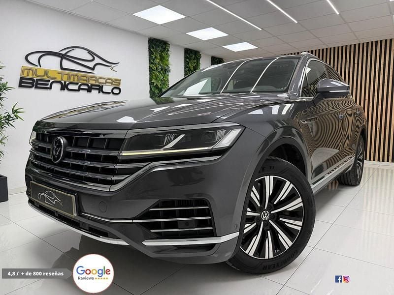 Usado VW Touareg Elegance 340 CV (250 kW) 2021 Gris SUV