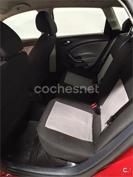 Begagnad Seat Ibiza ST Style 90 HK (66 kW) 2013 Röd Kombi