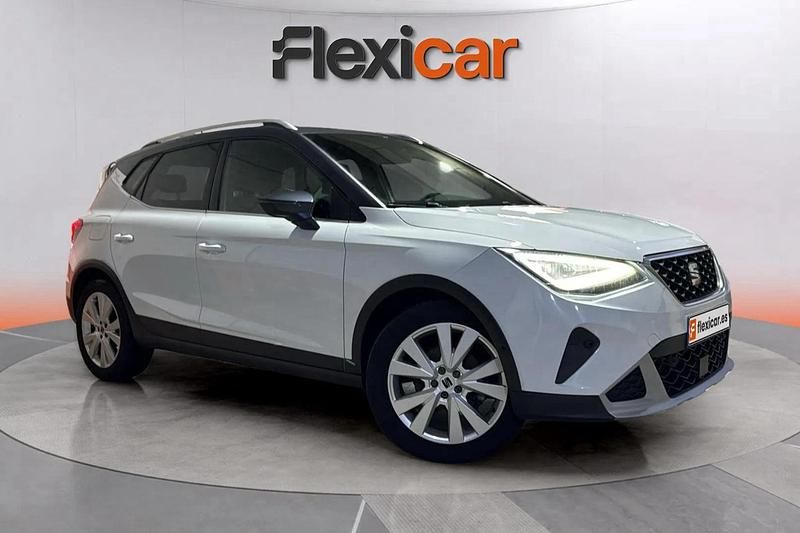 Blanco Usado 2022 Seat Arona Xperience SUV | 15.990 € (Precio justo) - Imagen 1/4