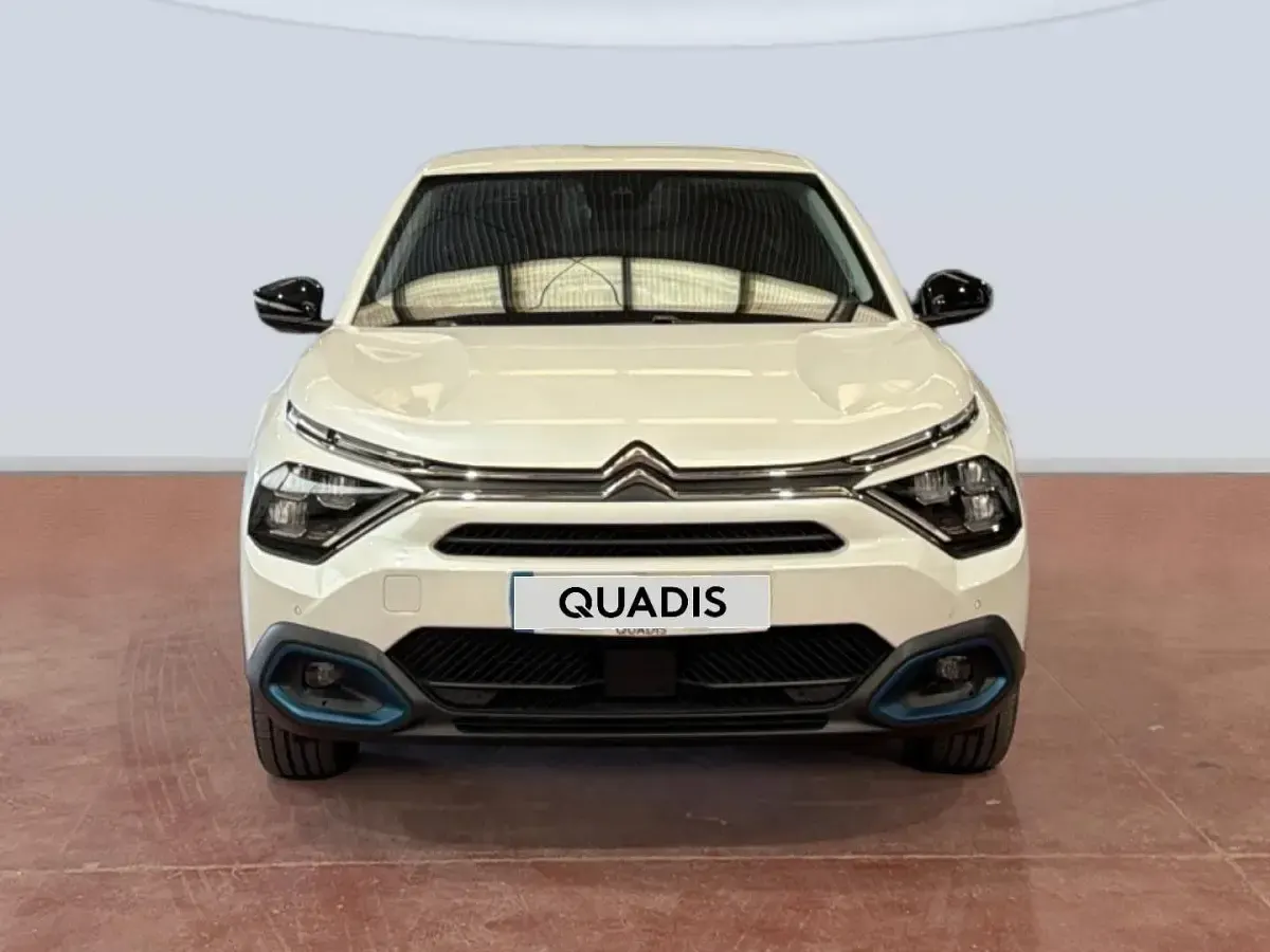 Usado Citroën e-C4 Shine 100 kW (136 CV) 2024 Blanco SUV