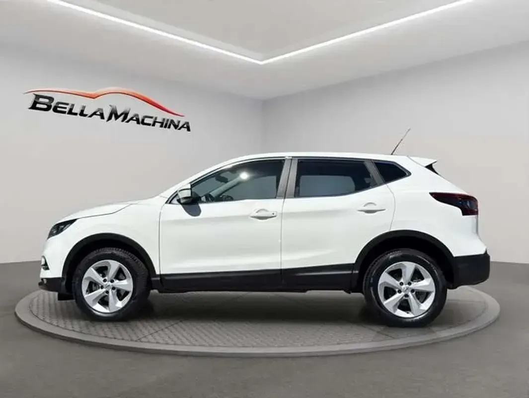 Usado Nissan Qashqai Acenta 116 CV (85 kW) 2021 Blanco SUV