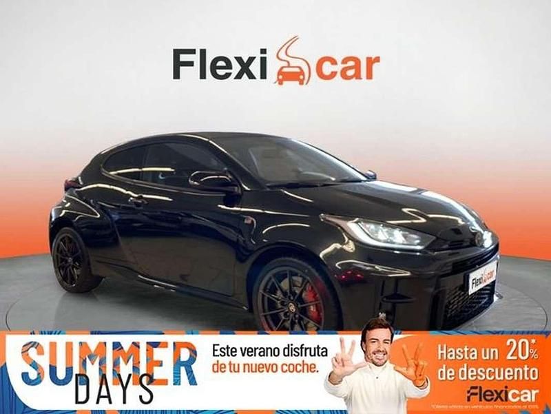 Amarillo Usado 2022 Toyota Yaris Berlina | 34.470 € (Buen precio) - Imagen 1/4
