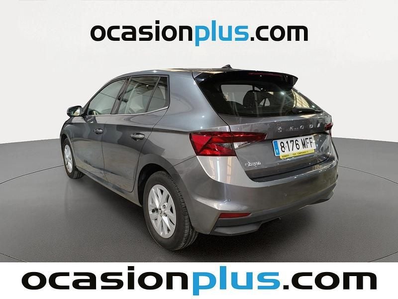 Usado Skoda Fabia Ambition 95 CV (69 kW) 2023 Gris Utilitario