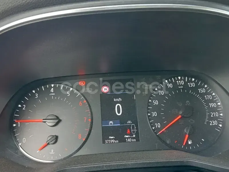 Usado Renault Clio V Business 90 CV (66 kW) 2021 Blanco Berlina